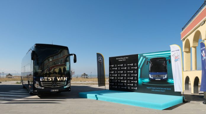Best Van Turizm, değerli taşlar koleksiyonunu yeni teslim aldığı Mercedes-Benz Travego 16 2+1 ile genişletiyor