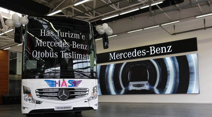 Mercedes-Benz Türk, Has Turizm’e 3 adet Tourismo 16 ve 1 adet Travego 16 teslim etti