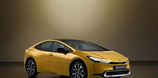 Toyota 5. Nesil Prius’u Dünya Prömiyeriyle Tanıttı