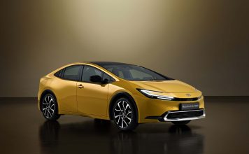 Toyota 5. Nesil Prius’u Dünya Prömiyeriyle Tanıttı