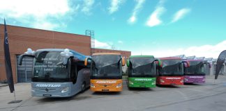 Kontur Turizm, Mercedes-Benz Türk’ten 5 adet Mercedes-Benz Tourismo 16 2+1’i teslim aldı