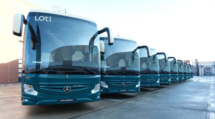 Mercedes-Benz Türk, 10 adet Mercedes-Benz Tourismo 15’i LOTİ’ye törenle teslim etti
