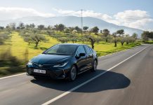 Toyota 5. Nesil Hibrit Teknolojisine Sahip Yeni Corolla’yı Satışa Sundu