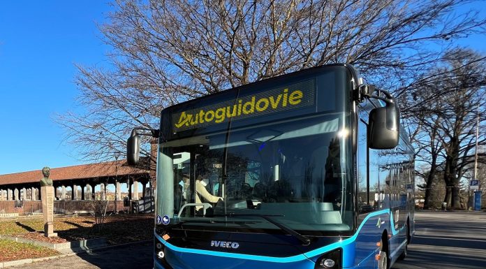 İTALYA’NIN EN BÜYÜK YEREL TOPLU TAŞIMA FİRMASI, IVECO’NUN ELEKTRİKLİ OTOBÜSÜ E-WAY’İ SEÇTİ
