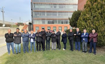 Mercedes-Benz Türk, “Eğitmen Kaptanlar” adını verdiği yeni bir eğitim programını hayata geçirdi