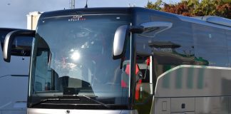 Mercedes-Benz Türk araçlarına“Cumhuriyetle GÜÇLÜ100” imzası