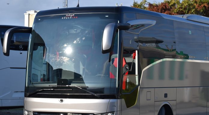 Mercedes-Benz Türk araçlarına“Cumhuriyetle GÜÇLÜ100” imzası