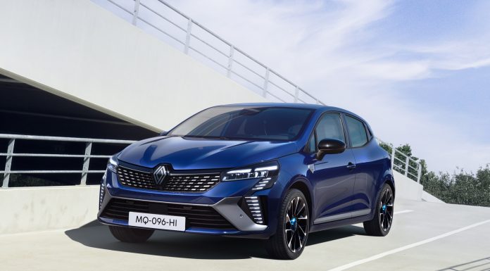 YENİ RENAULT CLIO TÜRKİYE’DE TANITILDI