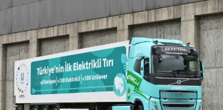 Marubeni Dağıtım ve Servis A.Ş Unilever Türkiye ve Arıç Lojistik’e Volvo FH Elektrikli Çekicilerini Teslim Etti
