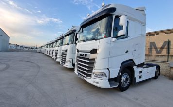 DAF Trucks Türkiye, 20 adet Yeni Nesil XG 480’i Öztürkler Petrol San. ve Tic. AŞ‘ye Mersin’de teslim etti.
