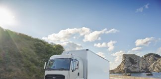 Ford Trucks, Yeni Serisi F-LINE ile Tasarım, Teknoloji ve Güvenliği Bir Arada Sunuyor