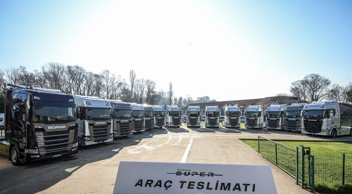 Merakla Beklenen Scania SUPER, Türkiye yollarında ilk sahipleri ile buluşmaya başladı