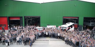 Otokar’ın 30.000’inci Sultan Otobüsü ile5.000’inci Atlas Kamyonu Üretim Bandından İndi