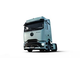 Aksaray Fabrikası’nda Üretimi Başlayan Mercedes-Benz Yeni Actros L Türkiye’de Yollara Çıkıyor!