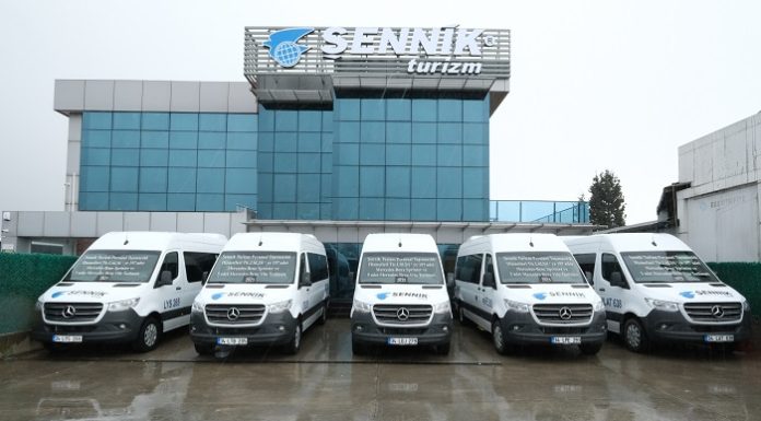 Mercedes-Benz, Şennik Turizm’in filosunu 202 adetlik araç teslimatı ile güçlendirdi