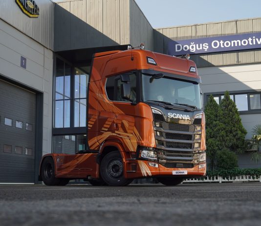 Sınırlı Sayıda Üretilen En Özel Scania Türkiye’deki İlk Sahibini Buldu