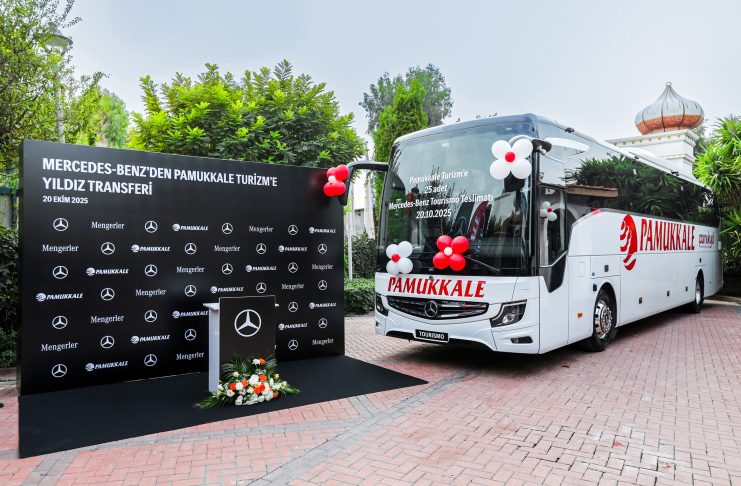 Pamukkale Turizm, Filosunu 25 Adet Mercedes-Benz Tourismo 16 RHD 2+1 ile Güçlendirdi