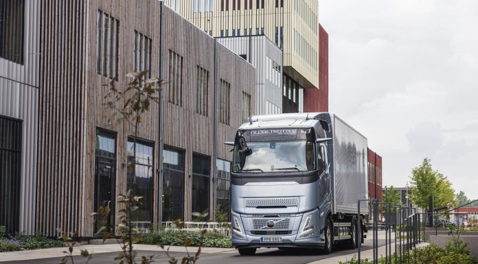 Volvo Trucks, Euro NCAP Ağır Ticari Araç Güvenlik Değerlendirmesinde İkinci Kez 5 Yıldız Aldı!