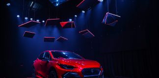 TÜRKİYE’NİN EN ÇOK SATAN OTOMOBİLİ CLIO, YENİ NESLİYLE TÜRKİYE’DE