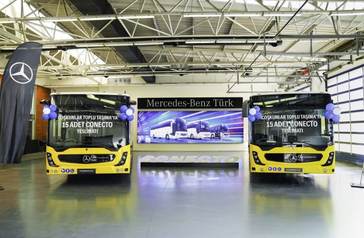 Mercedes-Benz Türk’ten Coşkunlar Toplu Taşıma Hizmetleri’ne 15 adet 2026 Model Mercedes-Benz Conecto Otobüs Teslimatı