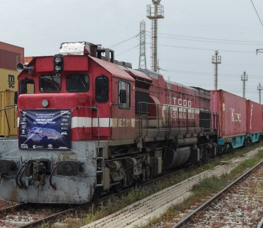 PASİFİK EURASIA’DAN TARİHİ ADIMİZMİR’DEN ŞANGHAY’A İLK İHRACAT BLOK TRENİ YOLA ÇIKTI