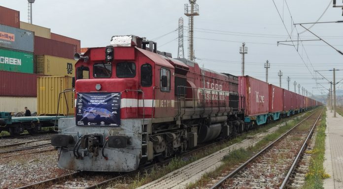 PASİFİK EURASIA’DAN TARİHİ ADIMİZMİR’DEN ŞANGHAY’A İLK İHRACAT BLOK TRENİ YOLA ÇIKTI