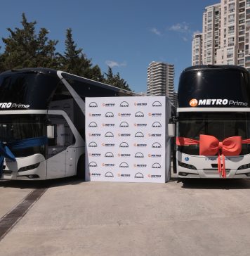 METRO TURİZM’İN PREMİUM TERCİHİ NEOPLAN SKYLINER OLDU