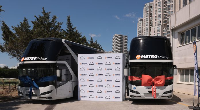 METRO TURİZM’İN PREMİUM TERCİHİ NEOPLAN SKYLINER OLDU